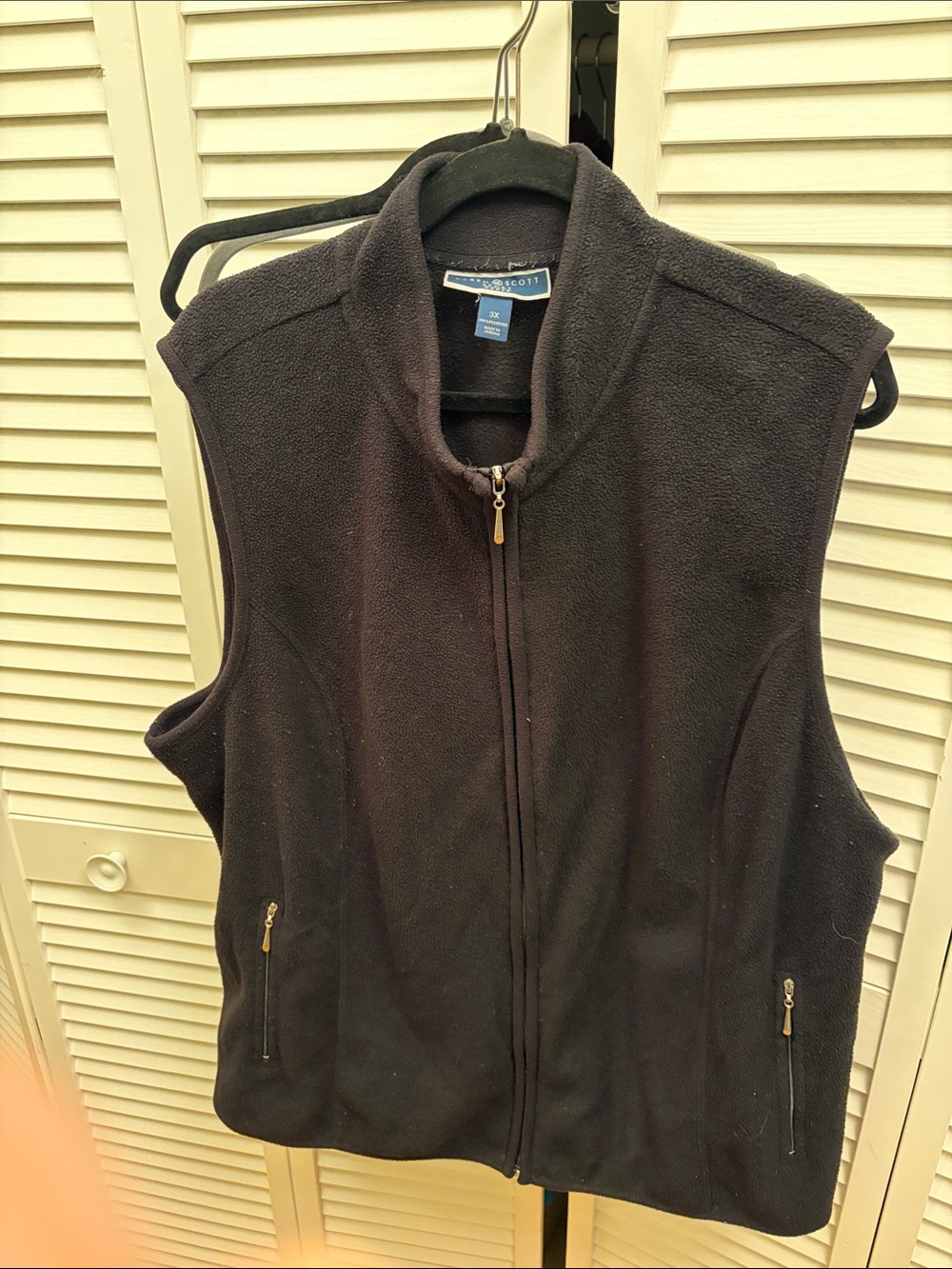 Karen Scott Sport  Women's Black Fleece Zip-Up Vest